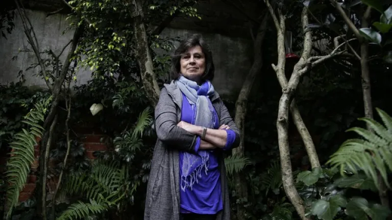 Laura Restrepo: enfoque social y político en su obra literaria