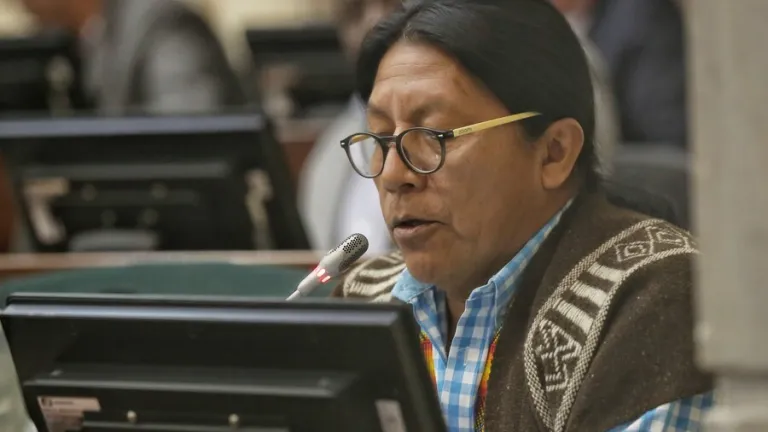 Feliciano Valencia no será investigado por la Corte Suprema
