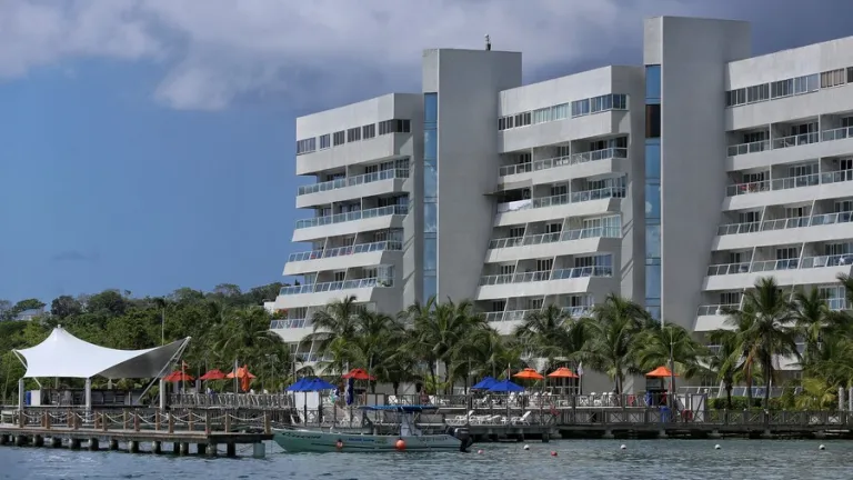 San Andrés: protestas y cierres viales por crisis económica