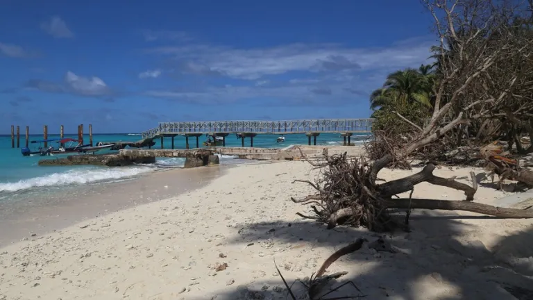 Cierre de Johnny Cay en San Andrés: afectaciones Operadores turísticos