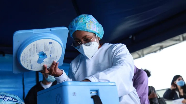 Covid-19 en Colombia: 7.930 casos nuevos en la última semana