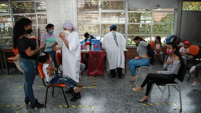 Uso de tapabocas en colegios 