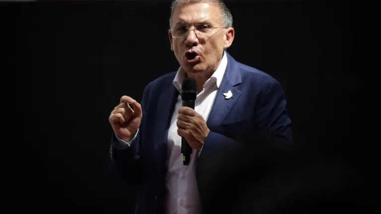 Revelan video donde Roy Barreras habla de acciones para dividir al centro | Elecciones 2022