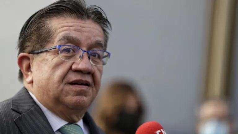 Covid en Colombia: quinto pico afecta principalmente a mayores de 70 años