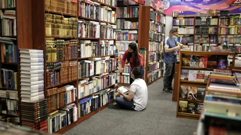 Feria del Libro de Bogotá 2023: pabellón de México