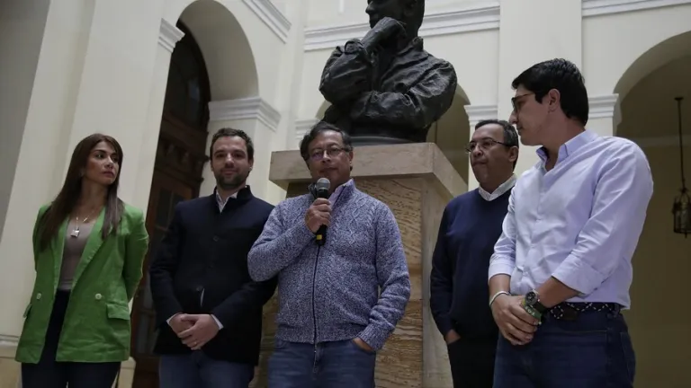 Elecciones: Luis Ernesto Gómez en campaña de Gustavo Petro