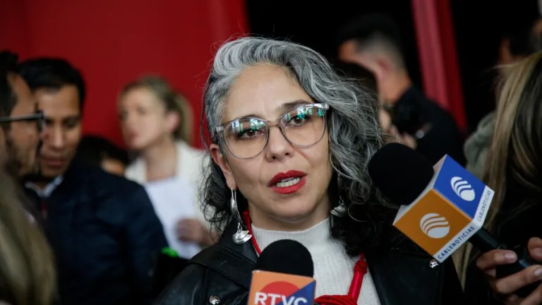 Reducción de salarios a los congresistas | Senadoras que lo proponen
