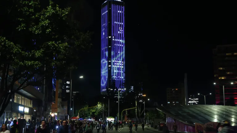 Ciclovía nocturna en Bogotá 2022