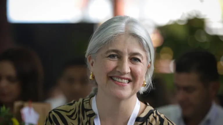 Ministra de Vivienda, Catalina Velasco entrevista en Señal de la Mañana 
