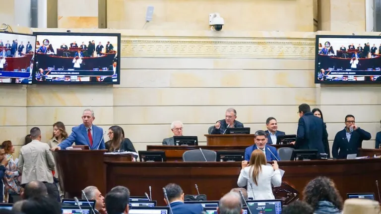  Facking en Colombia: Senado aprobó prohibición en segundo debate