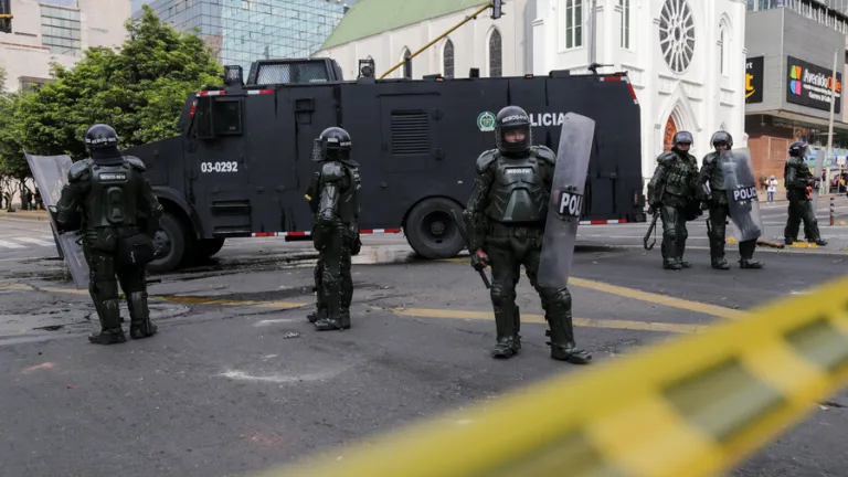 Condena a la Nación por joven agredido por el Esmad | Bogotá