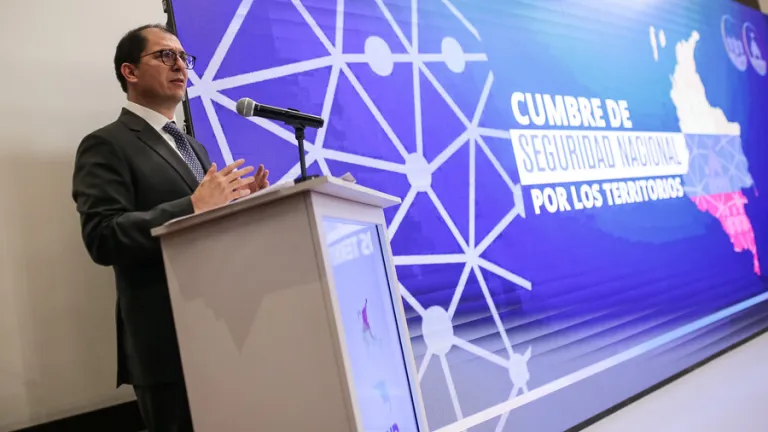 Suspenden orden de captura jefe Eln Antonio García 