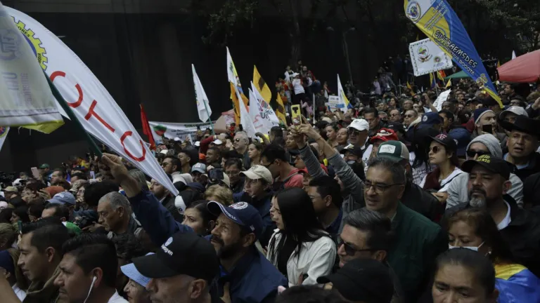 Defensoría rechaza agresiones a periodsitas durante las protestas del 7 de junio