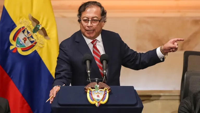 Polémica por aumento en salario de congresistas ¿Qué dijo Petro? 