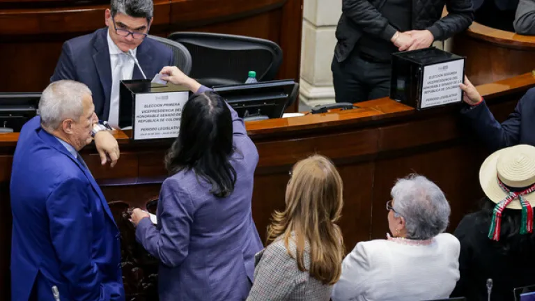 De la Calle y Losada impulsan proyecto de ley de eutanasia en Colombia