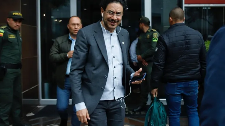 Iván Cepeda presentará una tutela ante la Fiscalía por el caso de Álvaro Uribe 