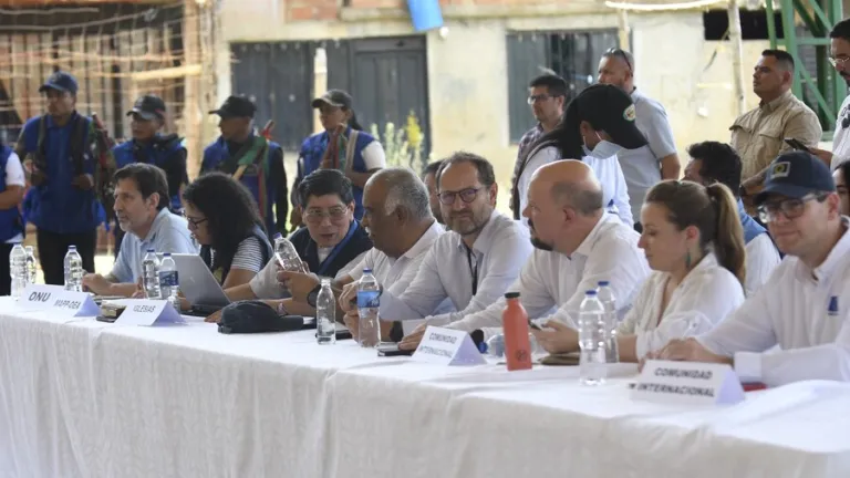 Negociaciones entre el Gobierno y las disidencias del Estado Mayor Central 2023