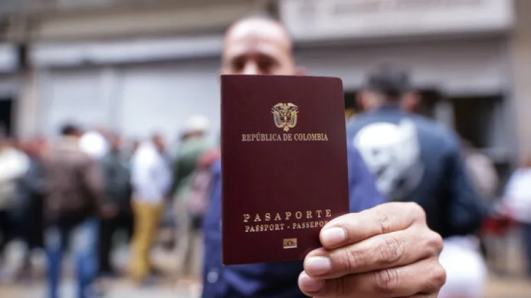  fecha para recibir las cotizaciones sobre el costo de la producción de pasaportes