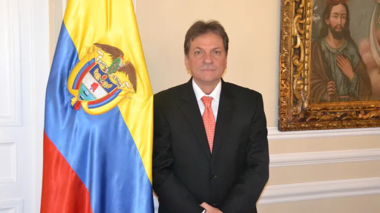 Investigación contra director de la UNGRD por corrupción