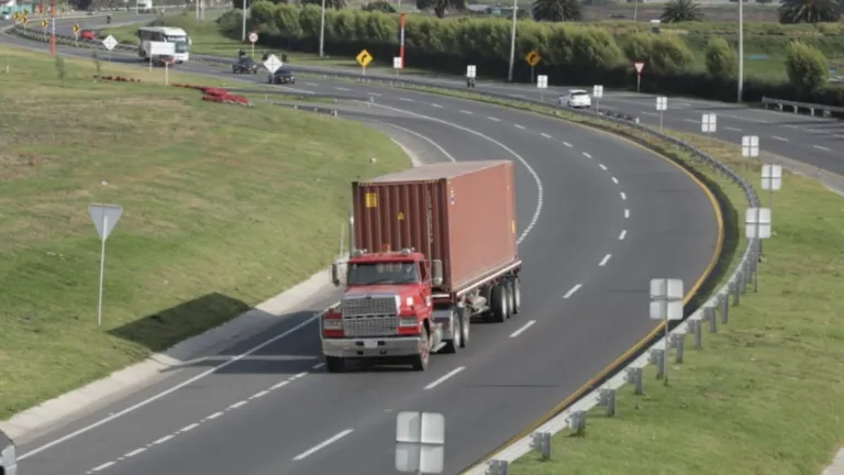Transporte de carga en Colombia: incrementó del 9,3 % en 2022