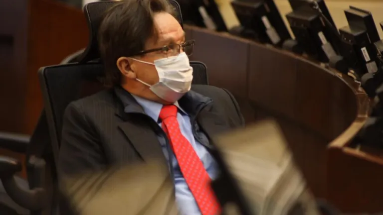 Senador Guillermo García Realpe denunció que fue víctima de atentado en Nariño