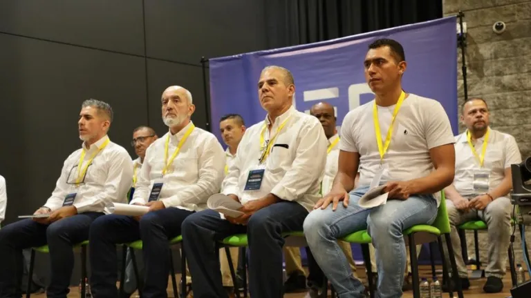 ‘Falsos positivos’: militares reconocen en la JEP vínculos con paramilitares