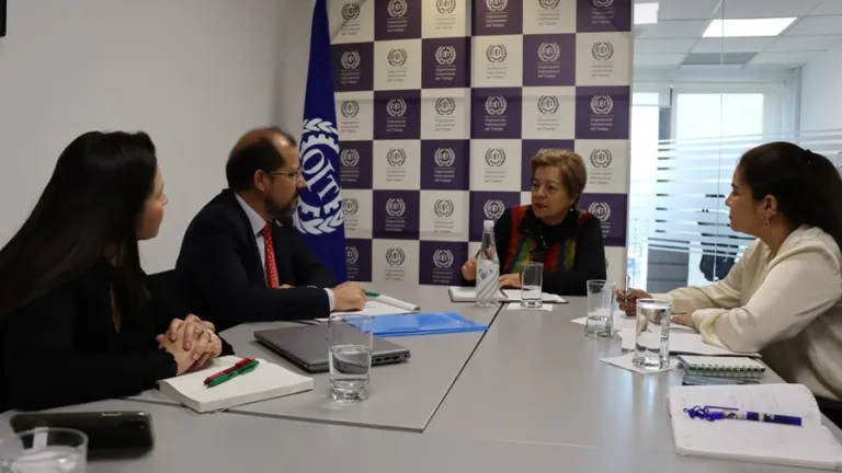 Recargo nocturno | Entrevista ministra de Trabajo Gloria Inés Ramírez