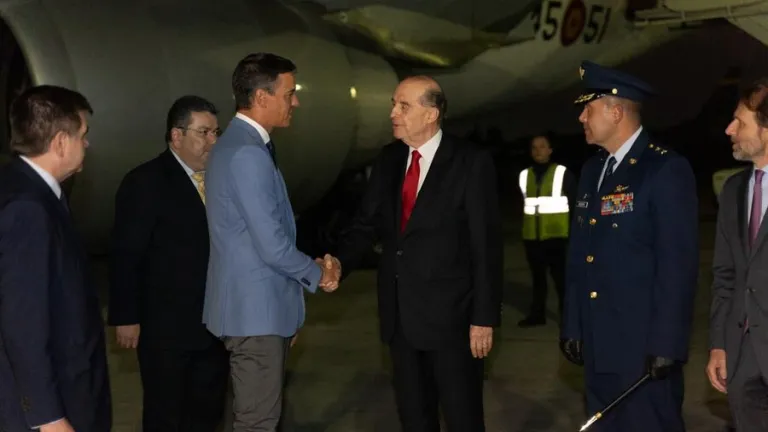 Presidente del gobierno de España arribó a Colombia para su visita oficial