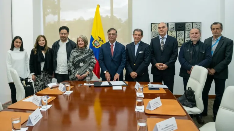 Reforma Agraria: comenzará compra de tierras a Fedegan
