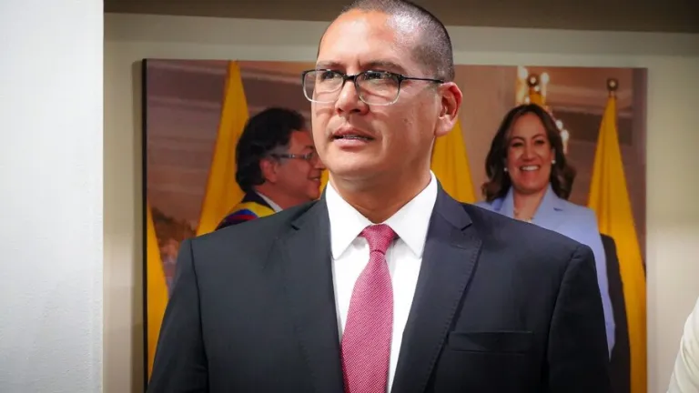Giovanny Rubiano se posesionó como nuevo director del INS