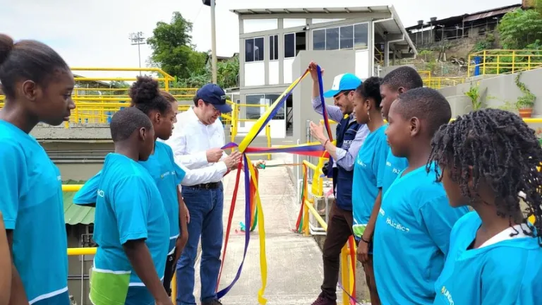 Inauguran planta de tratamiento en Quibdó que beneficiará a 129.000 habitantes