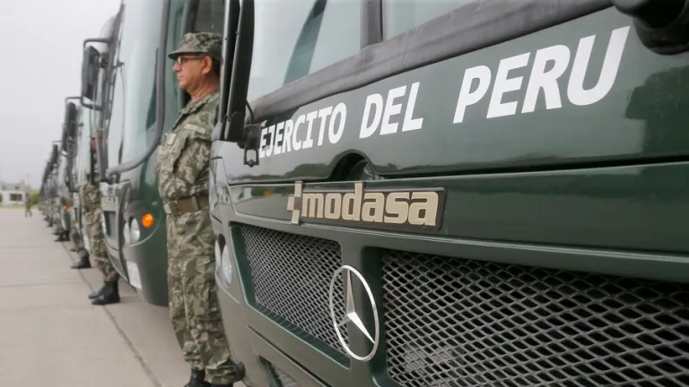 Investigarán por genocidio a la presidenta de Perú, Dina Boluarte