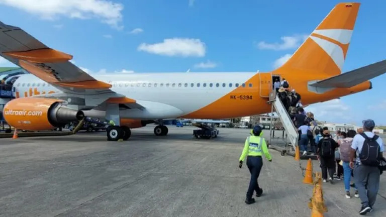 Procuraduría pide dar respuesta a pasajeros afectados por Ultra Air