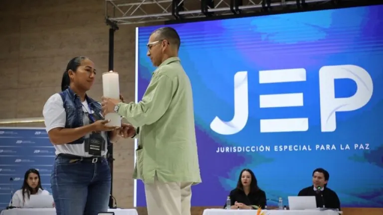 Uribe enviará una declaración a la Comisión de la Verdad