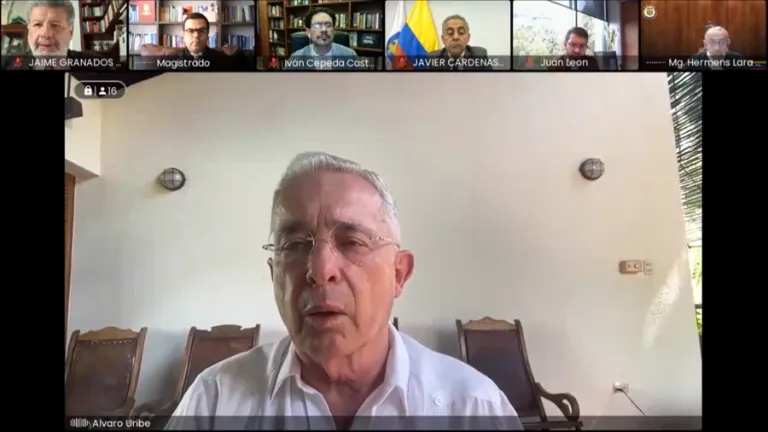 Tribunal Superior de Bogotá niega preclusión por soborno a testigos a Álvaro Uribe
