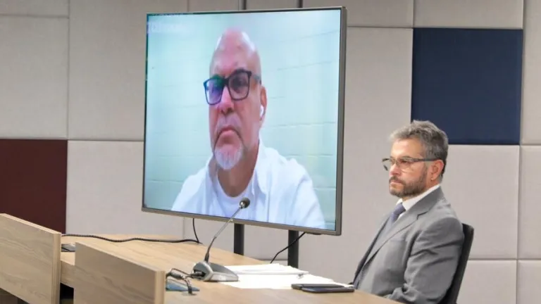 Salvatore Mancuso es admitido en la JEP 
