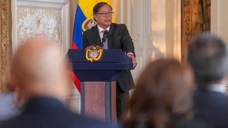 Aumento en la UPC que reciben las EPS fue exagerado: Petro
