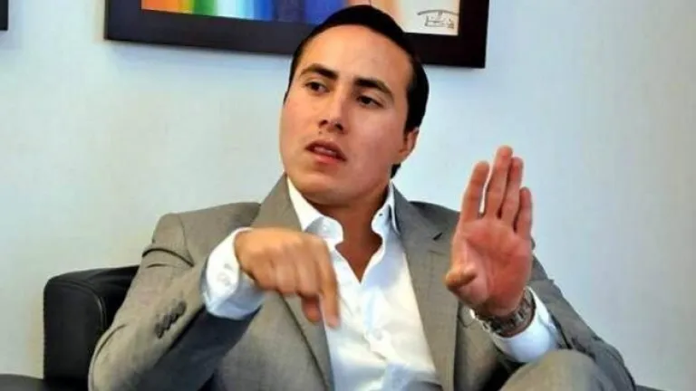 Exgobernador Richard Aguilar