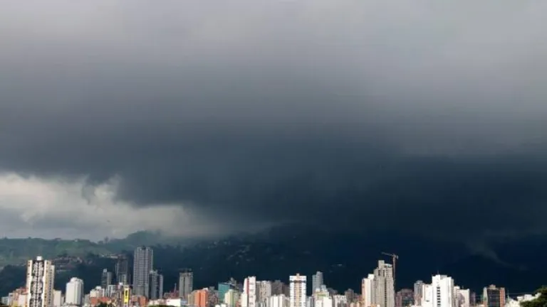 Vías afectadas de Santander por temporada de lluvias
