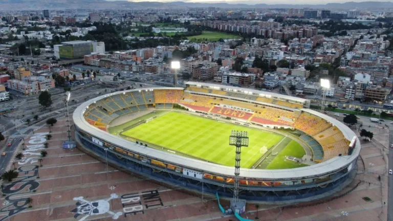 El IDRD evalúa posibles incumplimientos de Sencia por el estado de la gramilla de El Campín y pide revisar los conciertos programados para octubre.