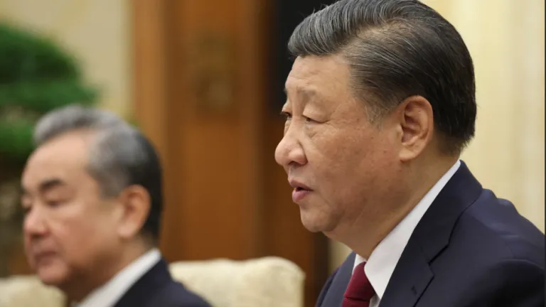 Sismo en China: hay más de 100 muertos y cientos de heridos