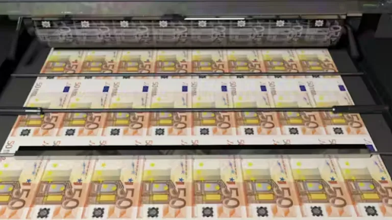 ¿Por qué no imprimen más dinero si hace falta?