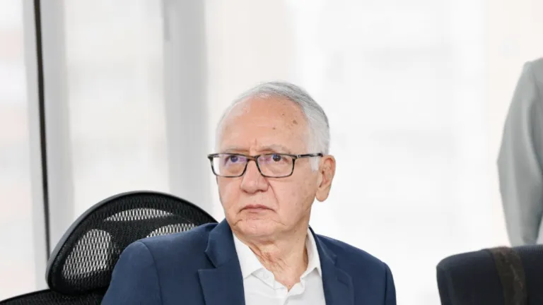 EPS que no paguen sus deudas serán liquidadas: Guillermo Alfonso Jaramillo 