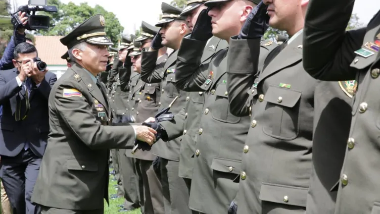 Carrera de oficial en Policía: Congreso aprueba beneficios