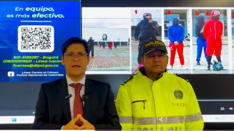 Recompensa por encapuchados que atacaron a policía en Bogotá