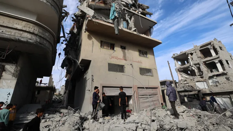 Conflicto en Gaza: 50 muertos en bombardeos este domingo 27 abril 