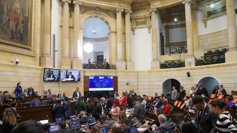 Congreso: Hoy se retoman las reformas a la educación y pensiones