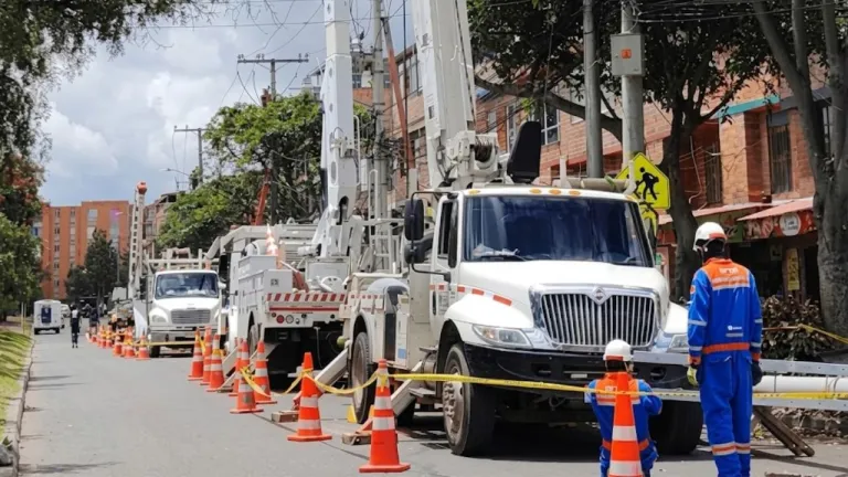 Conozca los barrios de Bogotá y Soacha que tendrán cortes de luz este viernes 25 de septiembre de 2026 y los horarios de suspensión.