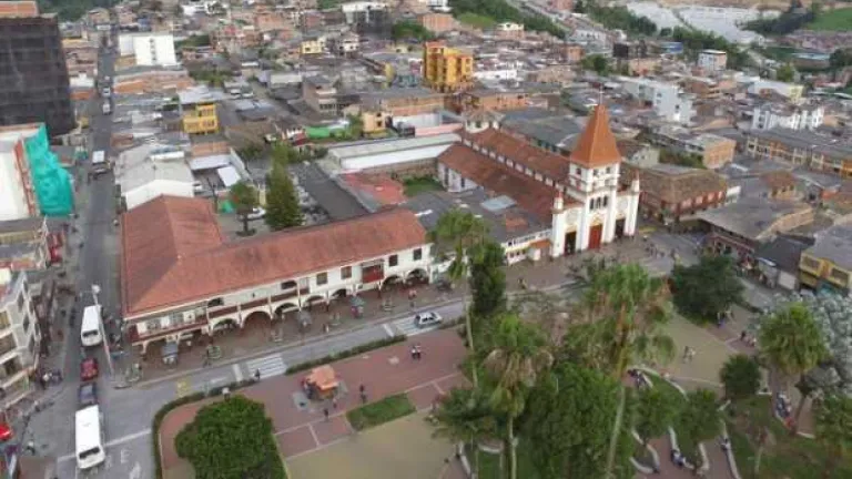 Una bebé de dos años murió por el ataque de un perro pitbull en Caldas