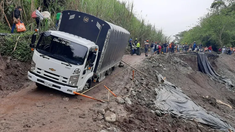 Restricciones en la vía entre Caldas y Antioquia